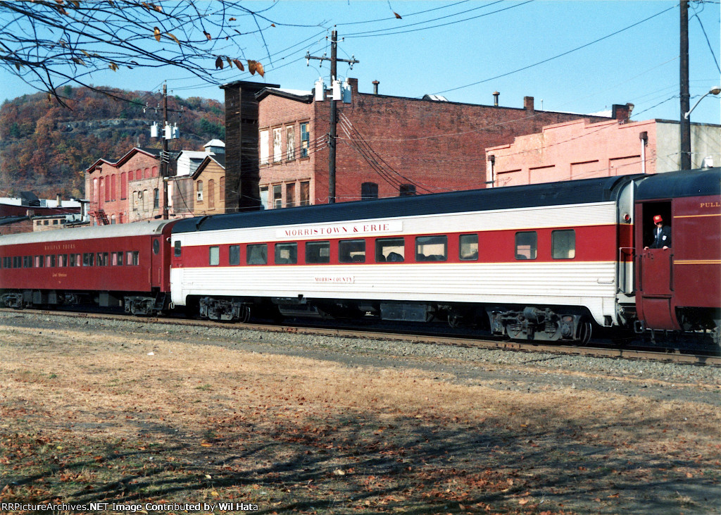 M&E Coach 800081 "Morris County"